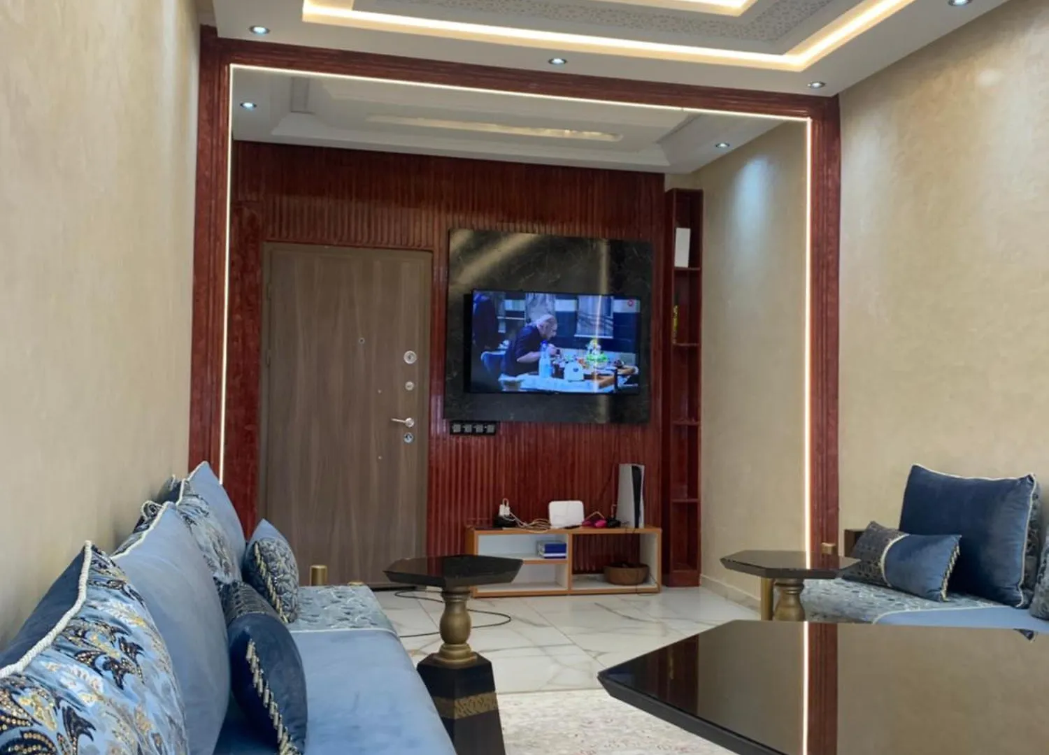 Appartements Avec Piscine 2 Chambre Salon Piscine Toilette Salon Cuisine Equipe Marrakesh